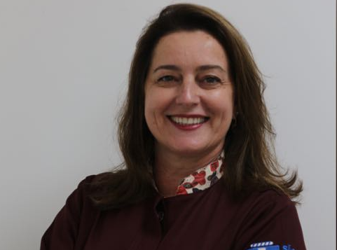 Elaine Dinardi Barioni