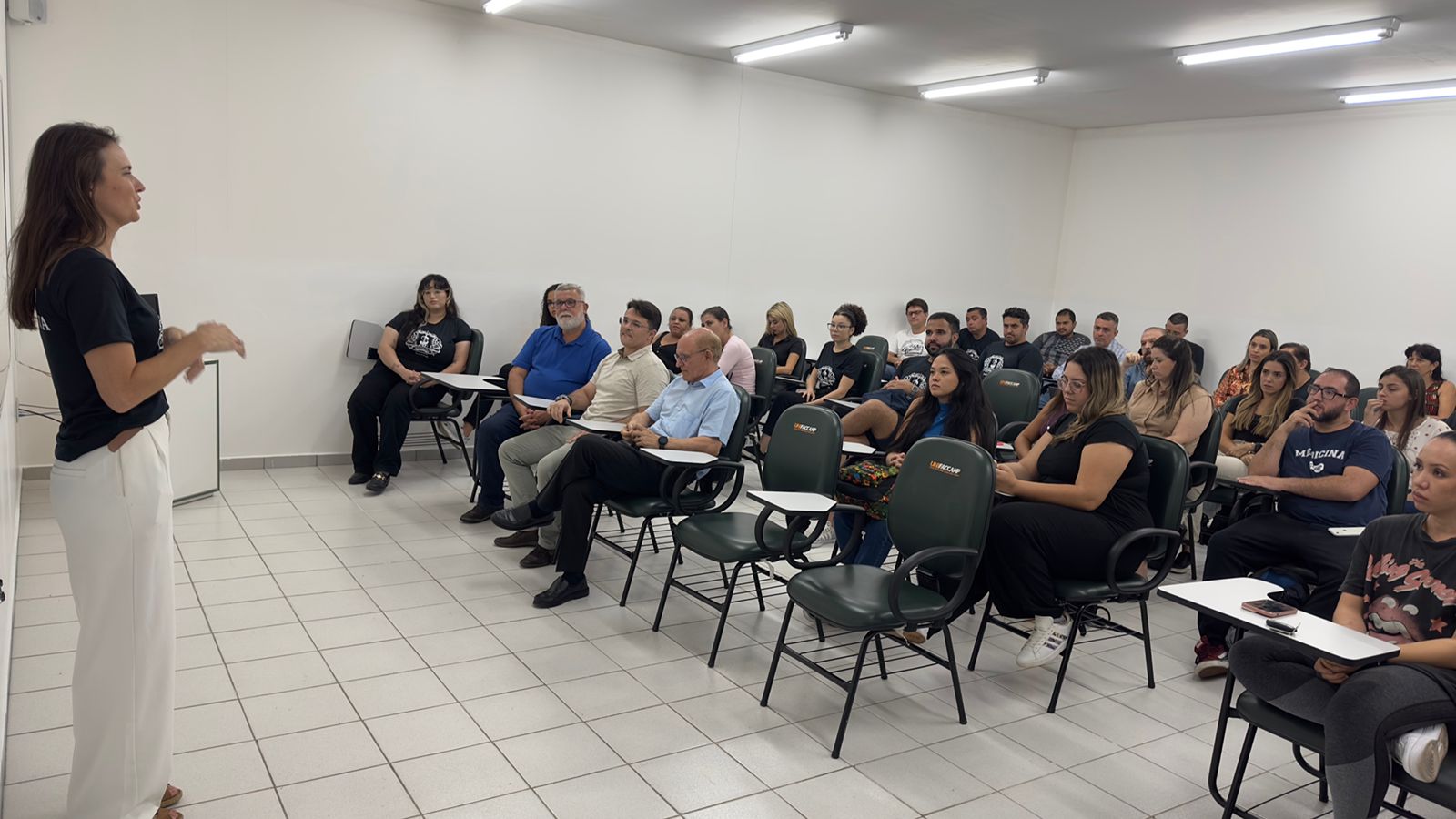 Fique por dentro