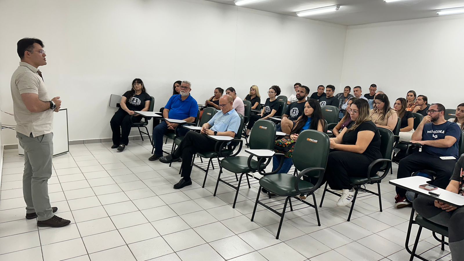 Fique por dentro
